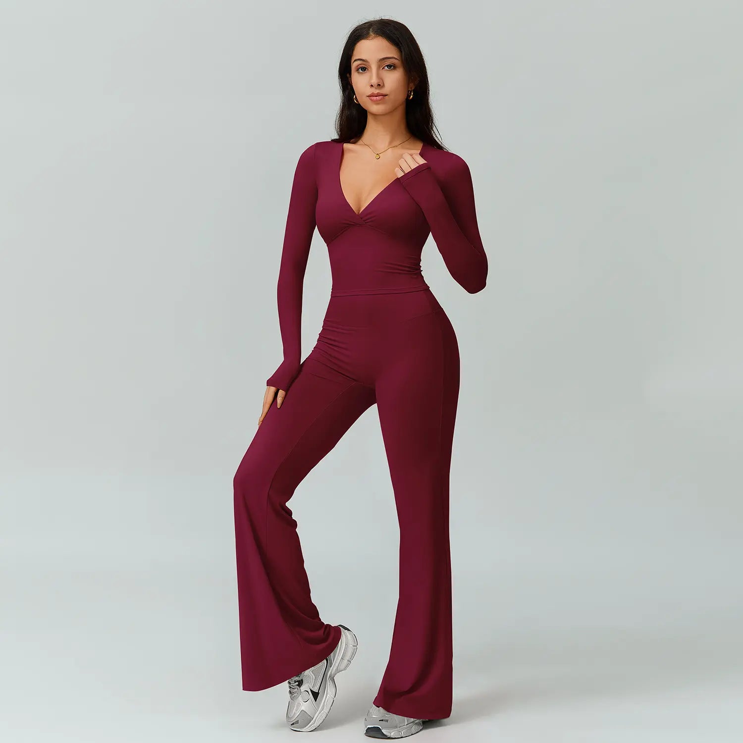 TIMEOFF Women's 2-Piece High Stretch Activewear Set - Long Sleeve Plunging V-Neck Top with High-Waisted Flared Leggings - Ideal for Gym, Yoga, Running, and Athleisure Wear